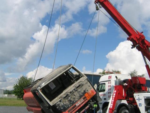 Camion citerne couché 5