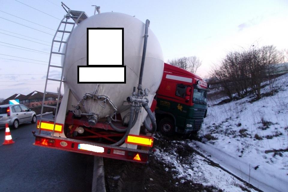 Semi en porte feuille au fossé 1 - Garage BUISINE Lille