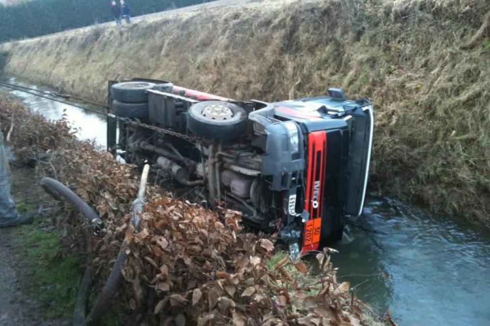 Camion citerne - Garage BUISINE Lille